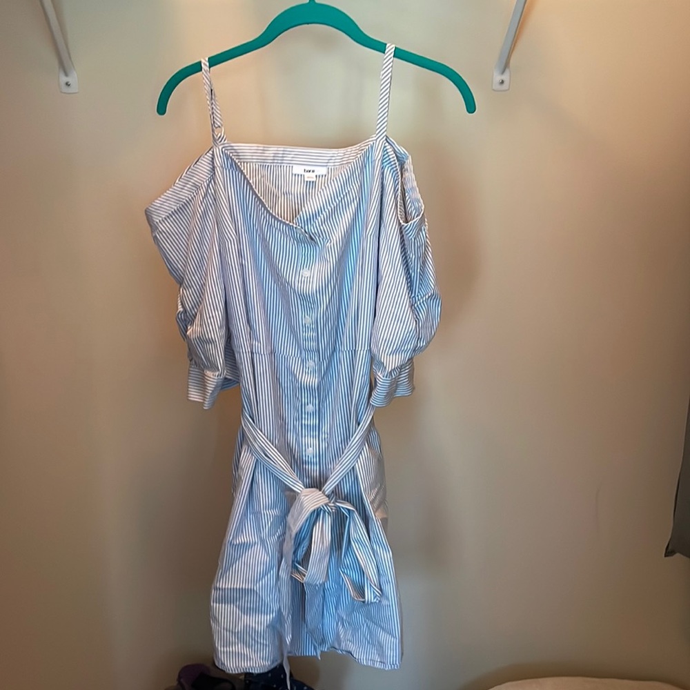 Bar III pinstripe cold shoulder dress worn once XL